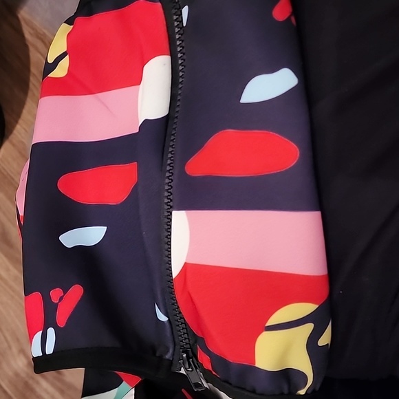 BN Luggage Cover - Picture 3 of 5